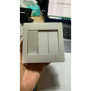 Wgml131-công tắt điện mặt 3, 1 chiều- 16a- hager