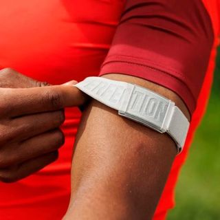 Đai Đo Nhịp Tim Đeo Tay COROS Heart Rate Monitor - Bảo Hành Chính Hãng 24 Tháng