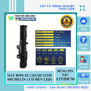 Bơm lốp xe 2 bánh dùng pin sạc Lithium Michelin 12320 chính hãng