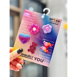 CROCS CHARM_PURPLE AND PINK FUN 5 PACK