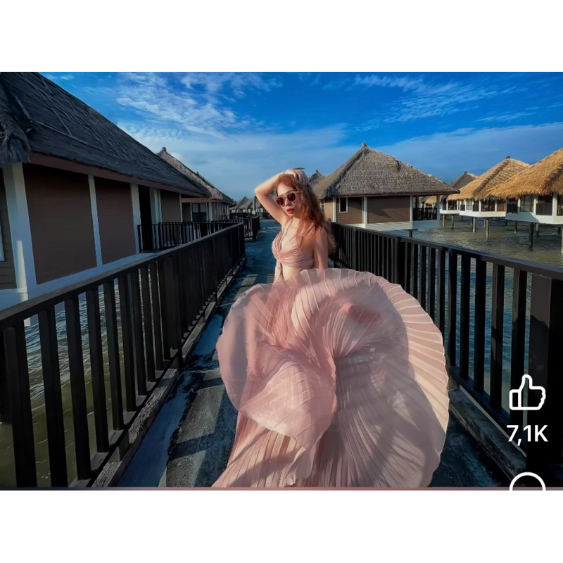 Váy lụa chốt live