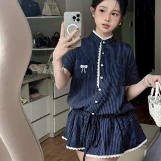 Set Jumpsuit Cộc Tay Cổ Tàu Đính Viền Ren Hình Thêu Nơ Quần Liên Phong Cách Châu Âu