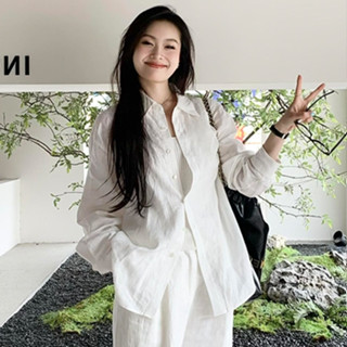 Áo khoác sơ mi nữ dài tay form rộng - Mcoco - Kiểu áo sơ mi trắng nữ form rộng vải đũi mát mẻ - thấm hút mồ hôi