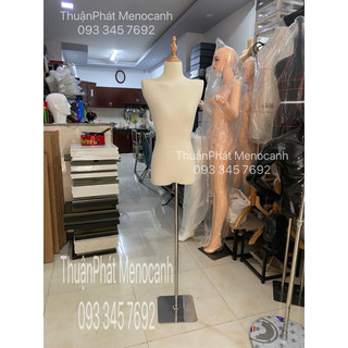 Manocanh bán thân vai ngang ngực lép siêu sang