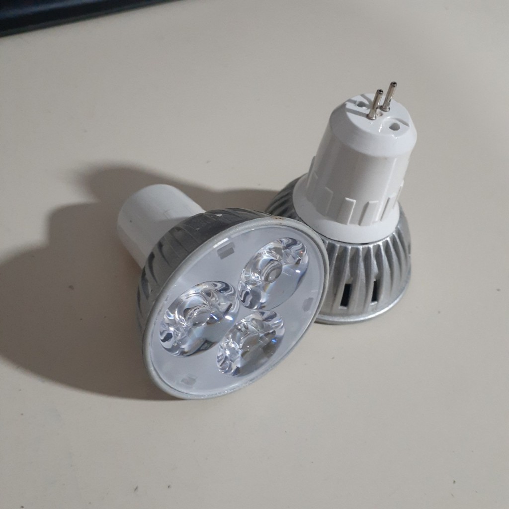 Bóng đèn led 3w chân ghim Mr16 mắt ếch