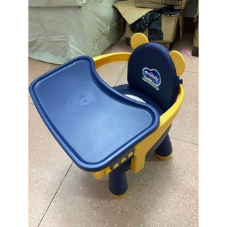 Ghế ăn dặm moony cho bé từ 6 tháng tuổi