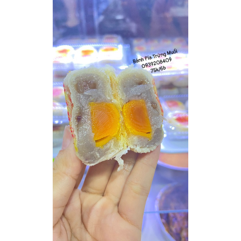 BÁNH PÍA TRỨNG MUỐI