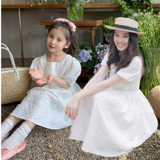 Váy đôi mẹ và bé gái thiết kế cổ vuông tay phòng chuẩn form cho mẹ và bé gái