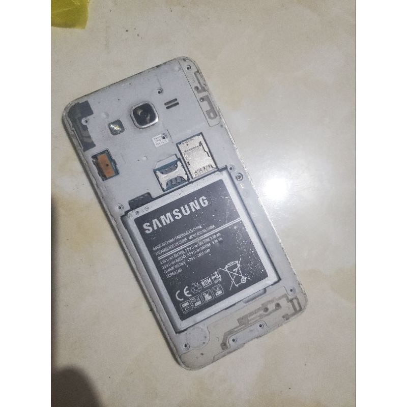 samsung j2 prime hỏng màn hình, main zin, cắm sạc không báo