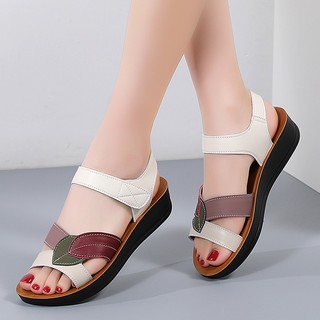 Dép Sandal Nữ Dép Quai Hậu Họa Tiết Hoa Lá 2 Màu Trắng Đen MS623