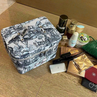 Cốp gift Gift Dior new season 2024