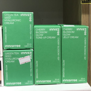 Kem Dưỡng Ẩm Innisfree Green Tea Seed Hyaluronic - Cherry Blossom Tone Up Cream 50ml