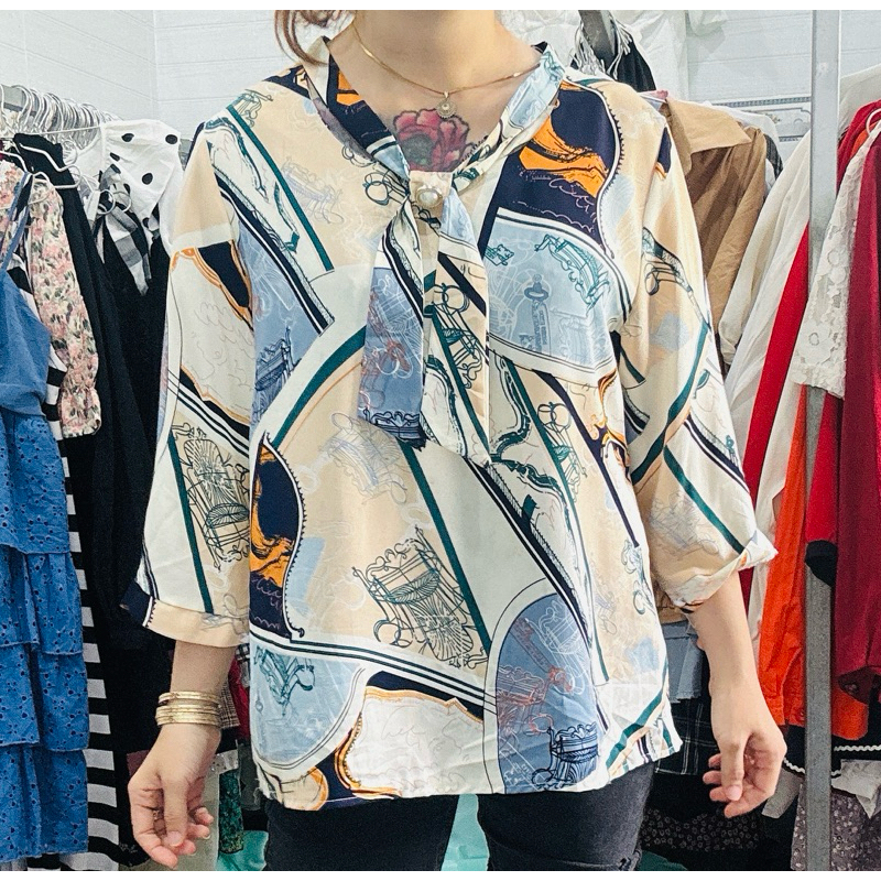 áo sơmi chốt trên live 10 ngàn( tự chọn gửi ngẫu nhiên)