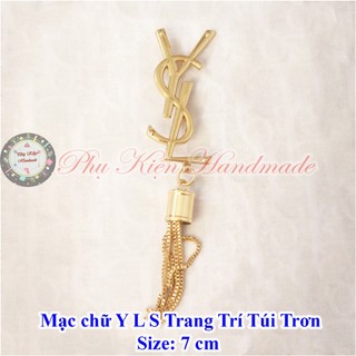 Mạc trang trí tua rua chữ
