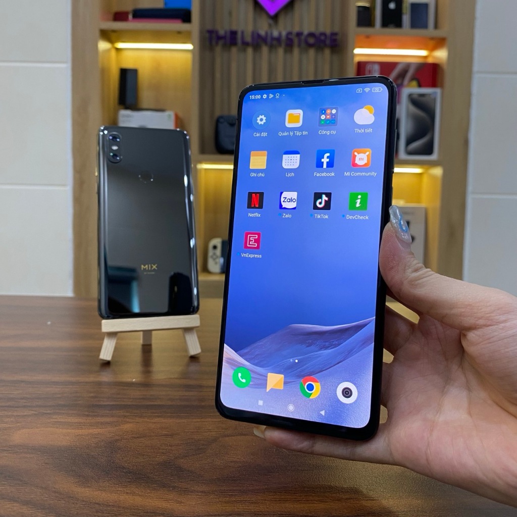 Điện thoại Xiaomi Mi Mix 3 Rom Quốc tế tiếng Việt - Màn AMOLED trượt Ram 8G 128G | BigBuy360 - bigbuy360.vn