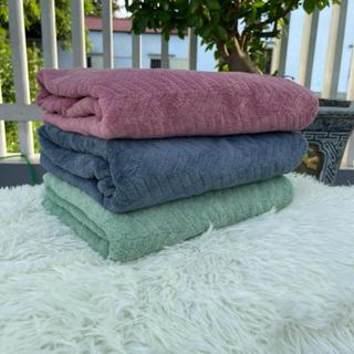  mua 3 tặng 5 combo 3 khăn tắm tặng 5 khăn lau tay  khăn bông mềm thấm hút nước kích thước 70*1m4 màu sắc ngẫu niên 