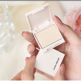 Phấn phủ Laura Mercier dạng nén mini 2g