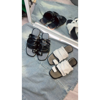   Tăng Size  Dép Nữ Xỏ Ngón Quai Ngang Nhún Bèo Đế Bệt 1cm Da Mềm Êm Chân 