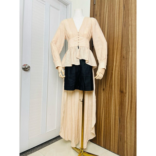 Bloom - Áo sơ mi peplum linen vạt sau dài cách điệu. boho. đi biển, trình diễn