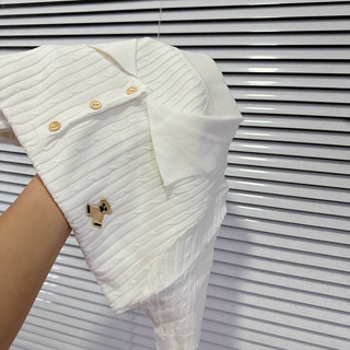 Áo len MTG thêu gấu