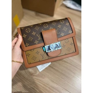 Túi hãng xịn tag bạc