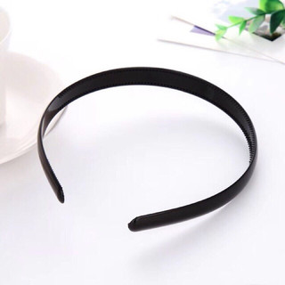 Bờm cài tóc màu đen bằng nhựa