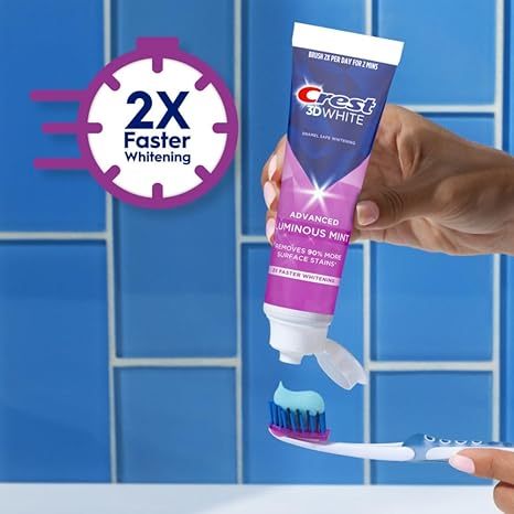 Kem Đánh Răng Giúp Làm Sạch Răng Và Trắng Răng Crest 3D White Advanced Luminous Mint 104g