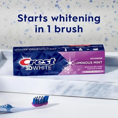 Kem Đánh Răng Giúp Làm Sạch Răng Và Trắng Răng Crest 3D White Advanced Luminous Mint 104g