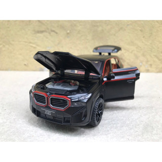 Mô hình xe BMW XM 2024  1:32