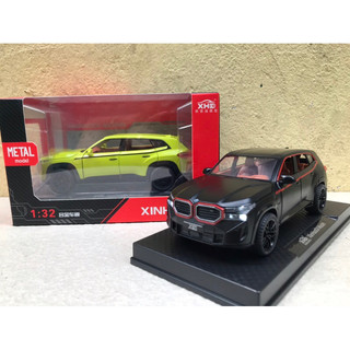 Mô hình xe BMW XM 2024  1:32