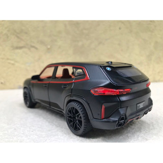 Mô hình xe BMW XM 2024  1:32