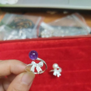 Nhẫn nơ bạc gắn trai