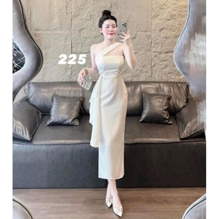 Đầm body xẻ sau bèo tà Mino Dress sang trọng