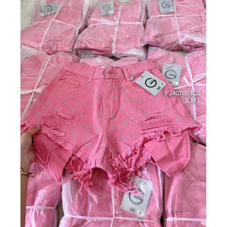 Quần short jean rách chữ đính đá, quần short jean nữ VIENS STORE