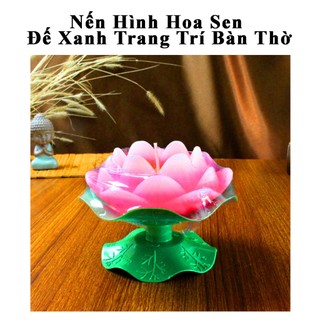 Nến hình hoa sen trang trí bàn thờ có đế xanh
