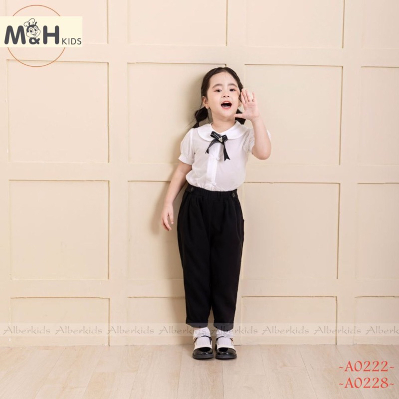 Set học sinh cho bé