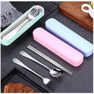 Bộ Đũa Thìa Dĩa Làm Từ Thân Lúa Mạch (màu ngẫu nhiên)