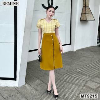 Đầm thiết kế cổ V tùng đính nút dáng chữ A BEMINE MT9215