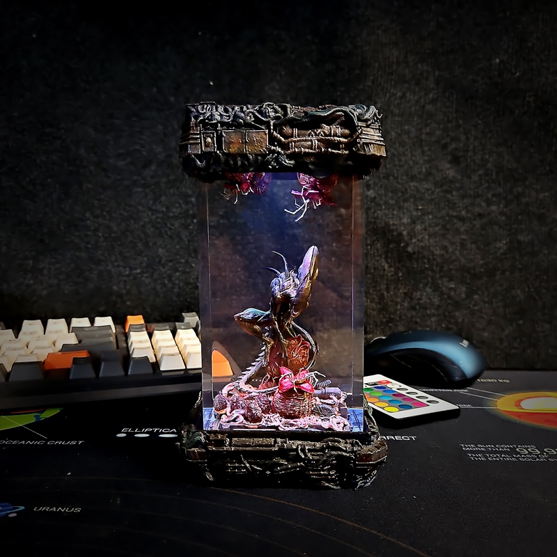 Đèn ngủ để bàn Alien, đèn ngủ alien, alien toy story, đèn để bàn toystory, Alien, resin lamp