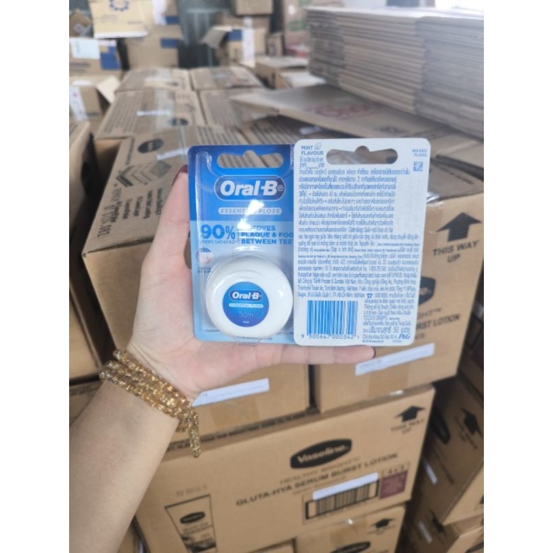 Chỉ Nha Khoa Oral-B Essential Floss 50m