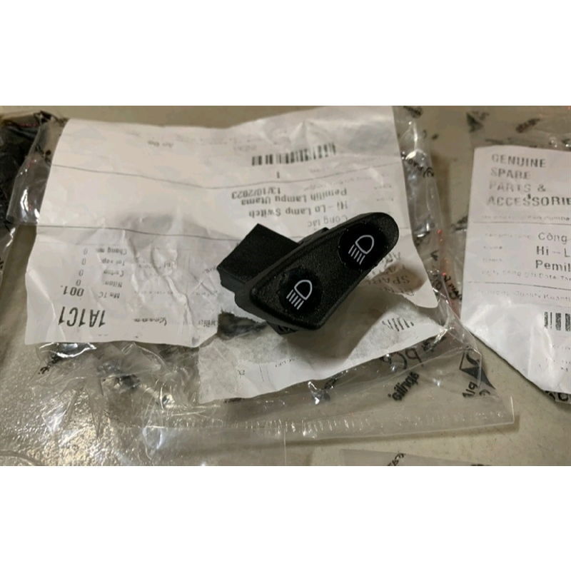 Nút fa cost Vespa LX zin ( 1 Cái )