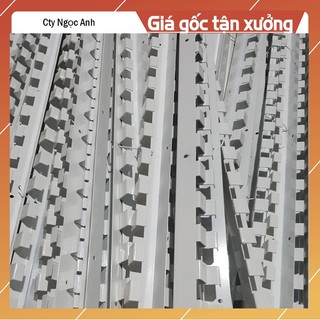 Thanh treo rèm nhựa PVC | Thanh treo rèm chuyên dụng | Thanh sắt sơn treo rèm PVC