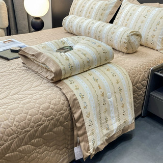 Bộ chăn ga gối 5 món: chăn chần, ga giường chần bông, 2 vỏ gối, 1 vỏ ôm chất liệu cotton lụa