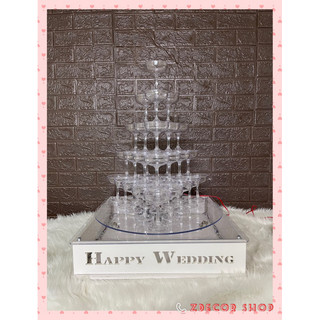 Tháp ly wedding vuông xoay