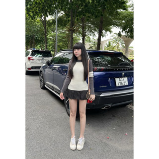 𝐂𝐇𝐄𝐑𝐑𝐘: Áo Len Thom Mix Trắng Xám