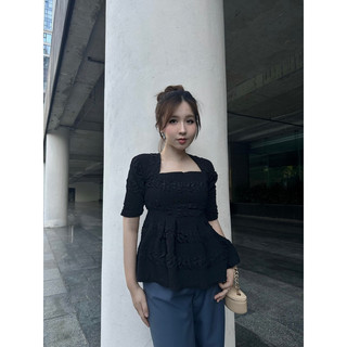 Ciara Blouse / Áo kiểu xếp ly vải xốp dập nổi