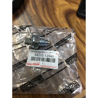Công tắc báo lùi toyota innova,fortuner,zace xịn chính hãng