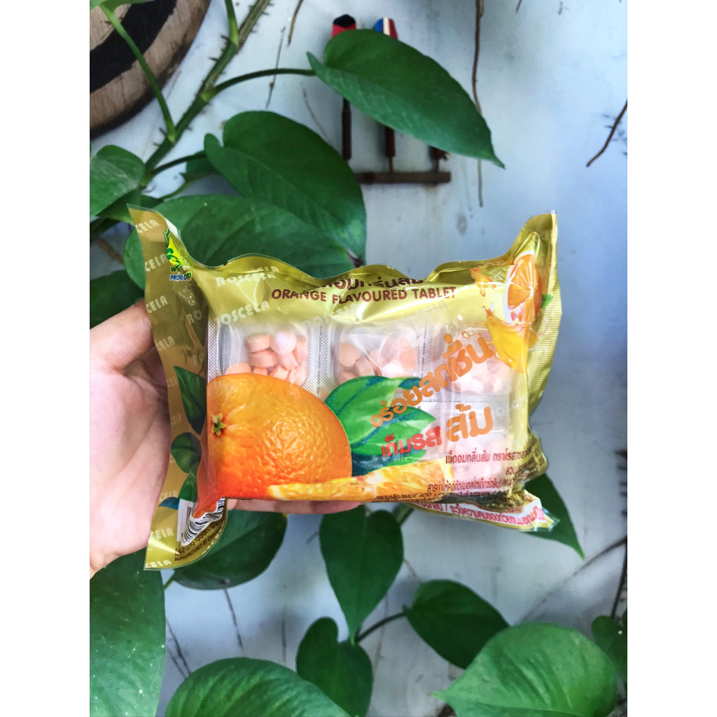 Kẹo Ngậm Cam Vitamin C Thái Lan (Gói 67g)