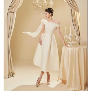 Đầm Lệch Vai ❤️FREESHIP❤️ Dáng Xòe Chích Eo Đính Hoa Xinh Xắn