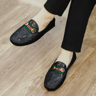 Giày moca nam da bò vân ca sâu kết hợp khuy vàng nổi bật - ảnh tại shop